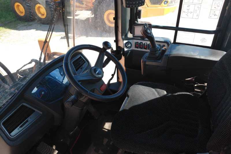 OmecoHub - Immagine HYUNDAI HL960A